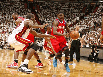 雨燕nba直播在线播放_JRS雨燕nba直播在线播放无插件绿色高清直播-乐球直播